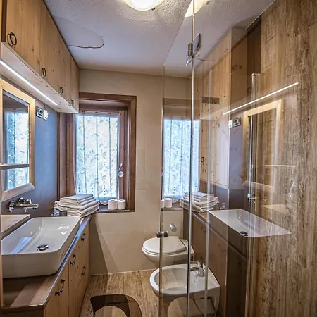Apartment Yvonne - Myholidaylivigno *