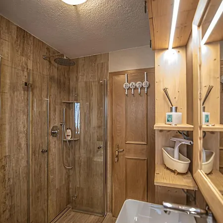 Apartment Yvonne - Myholidaylivigno *