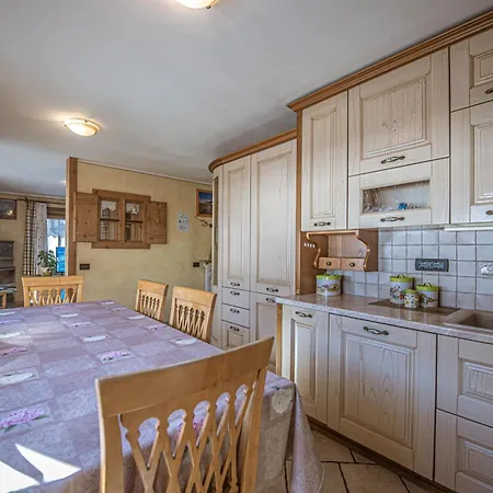 Yvonne - Myholidaylivigno Apartment Livigno